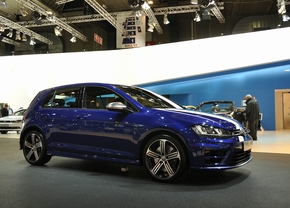 live in brussel 2014 volkswgen golf r autosalon