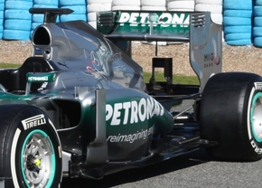 Mercedes W04