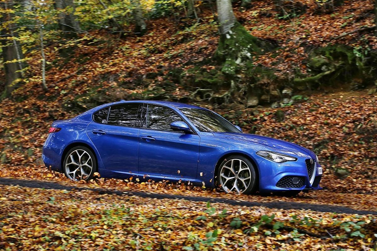 Alfa-Romeo Giulia Veloce 2017 Alfa-Romeo Giulia Veloce 2017