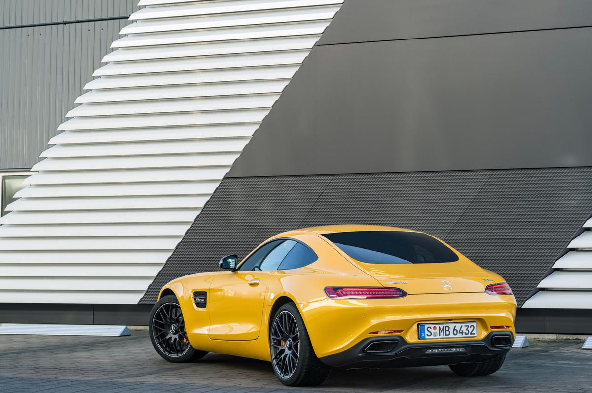 mercedes-amg_gt_facelift_2017