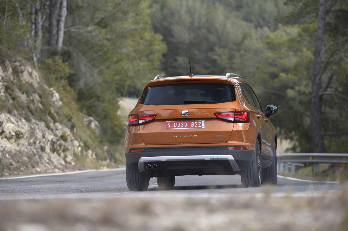 seat-ateca-2016-rijtest