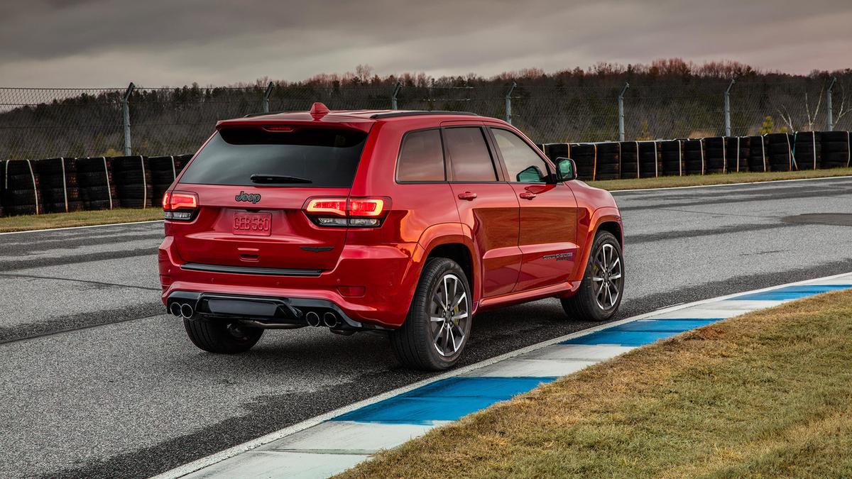 jeep-grand-cherokee-trackhawk-2017