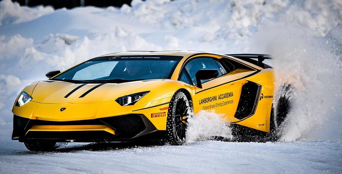 lamborghini-aventador