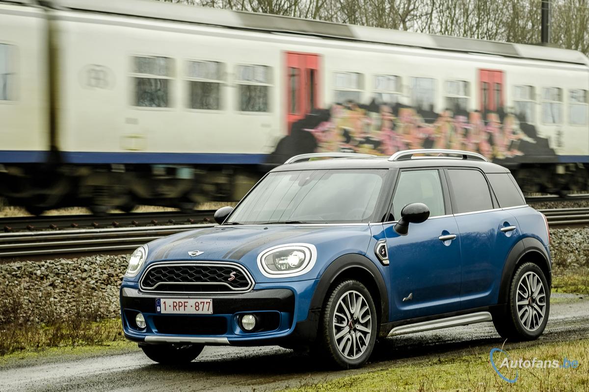 mini-cooper-s-countryman-all4-2017