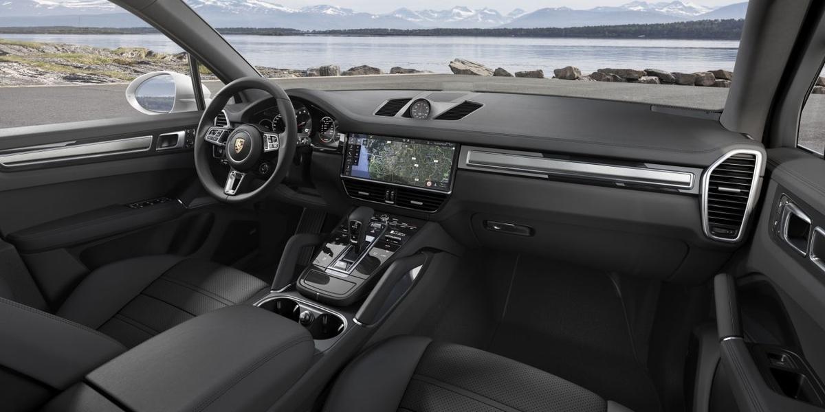 porsche-cayenne-turbo-2017 porsche-cayenne-turbo-2017