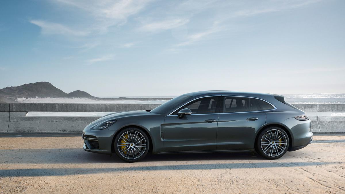 porsche-panamera-sport-turismo-2017