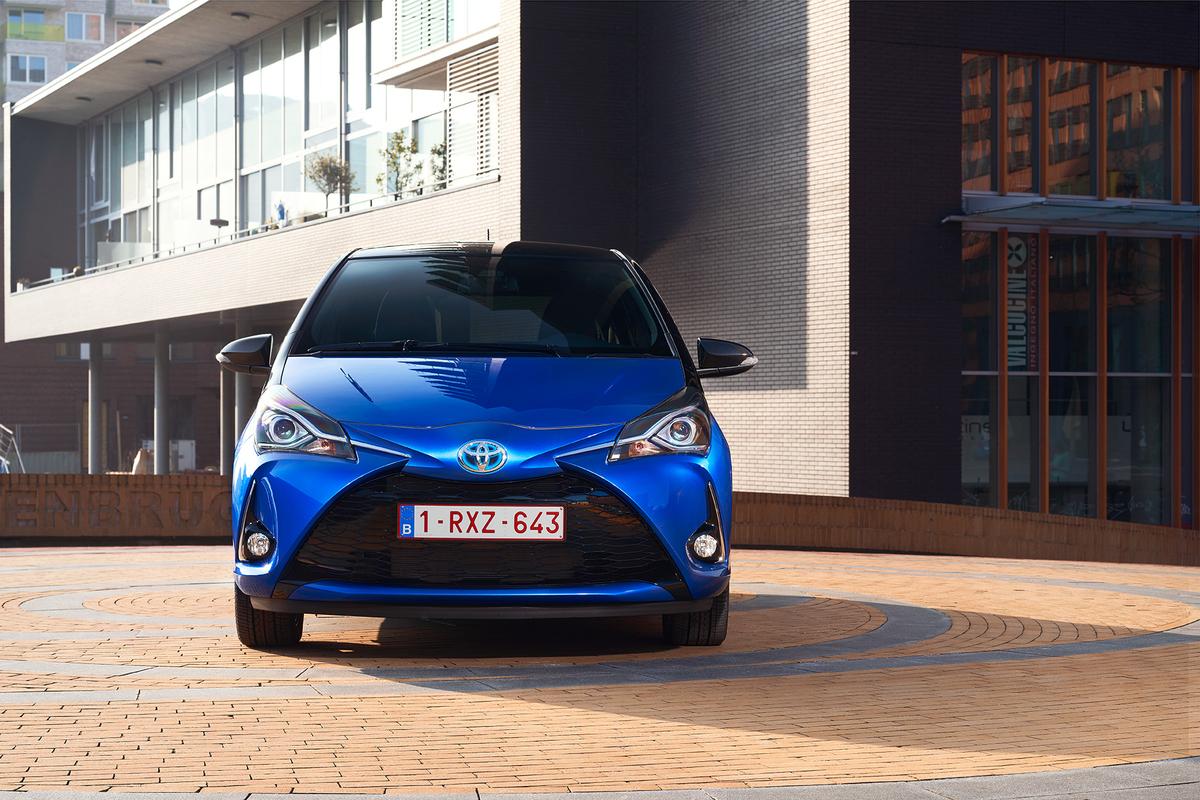 Toyota-Yaris-Hybride-2017