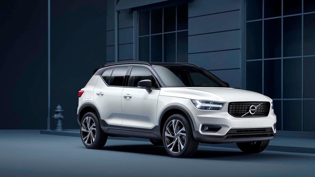 volvo-xc40-2017_01