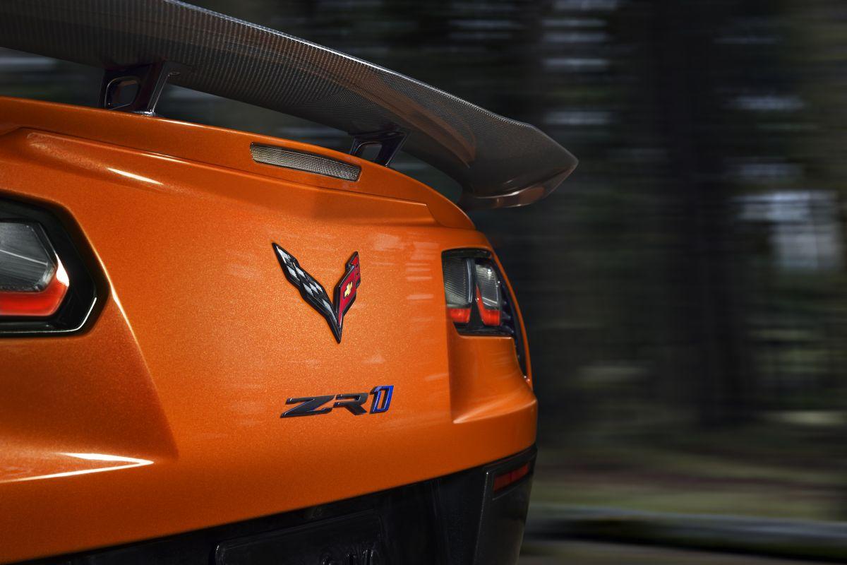 chevrolet-corvette-zr1