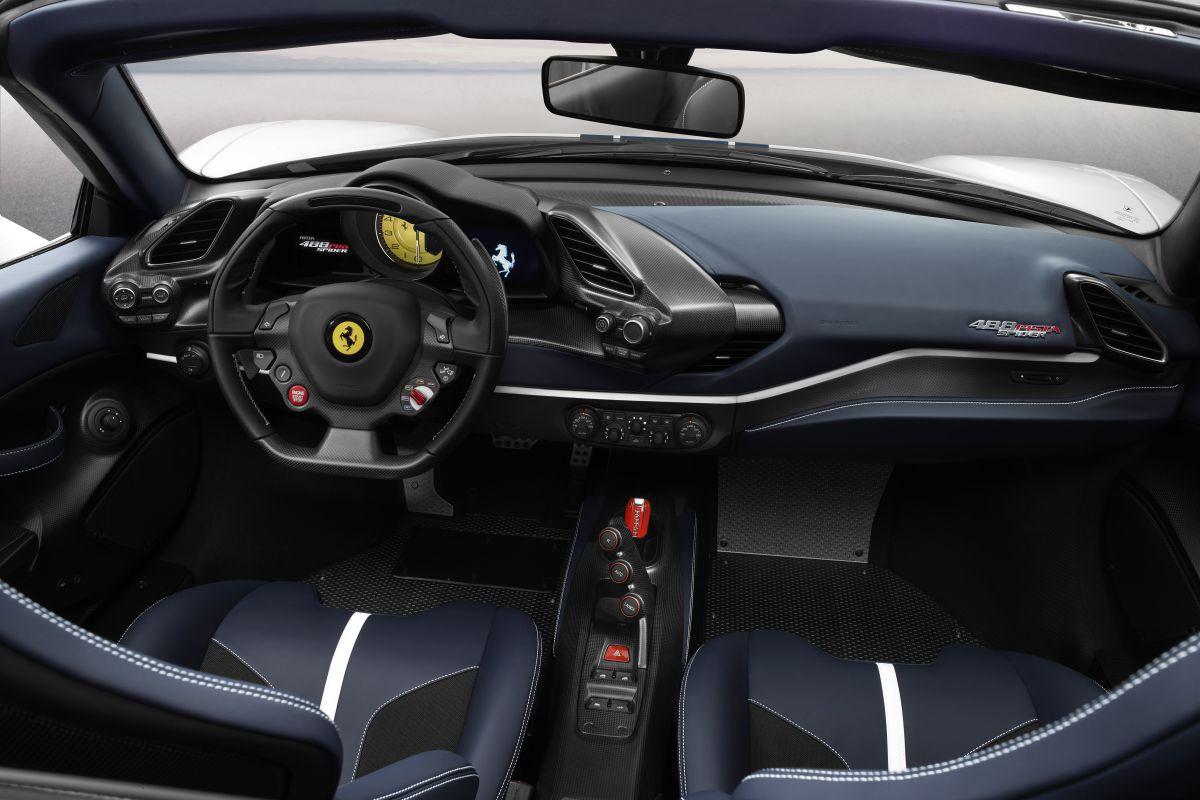 ferrari-488-pista-spider-2018