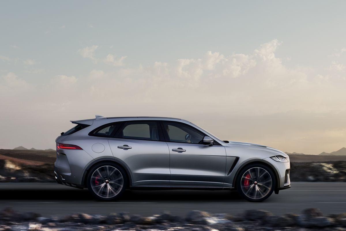 jaguar-f-pace-svr-2018-officieel_