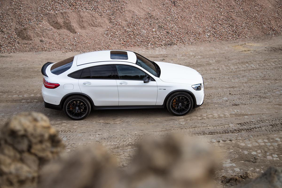 mercedes-amg-glc-coupe-63s-rijtest-autofans