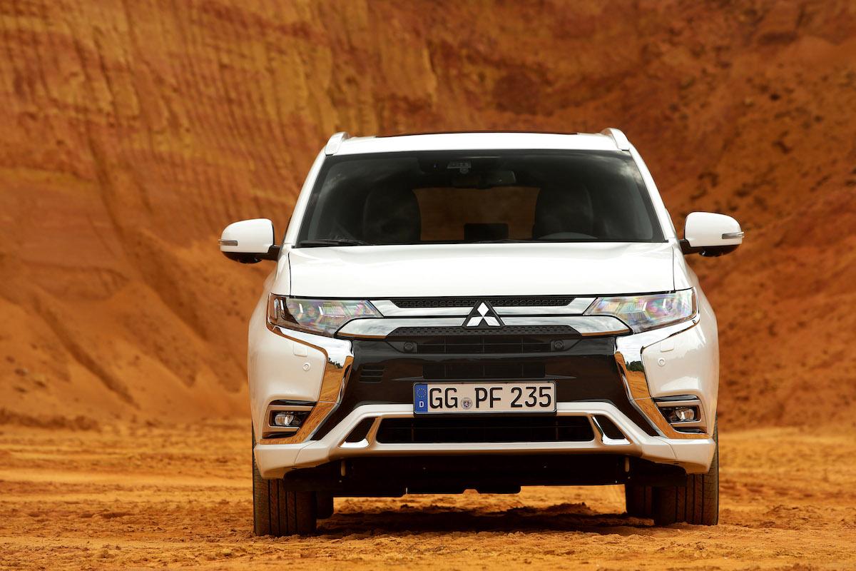 Rijtest-mitsubishi-outlander-phev-my19-2018