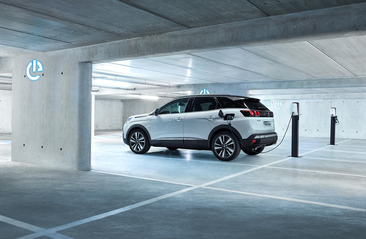 peugeot 3008 hybrid4 2018