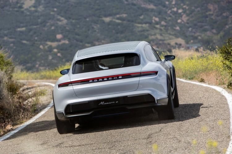 2019 porsche mission e cross turismo