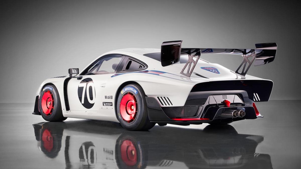 porsche-935-2018