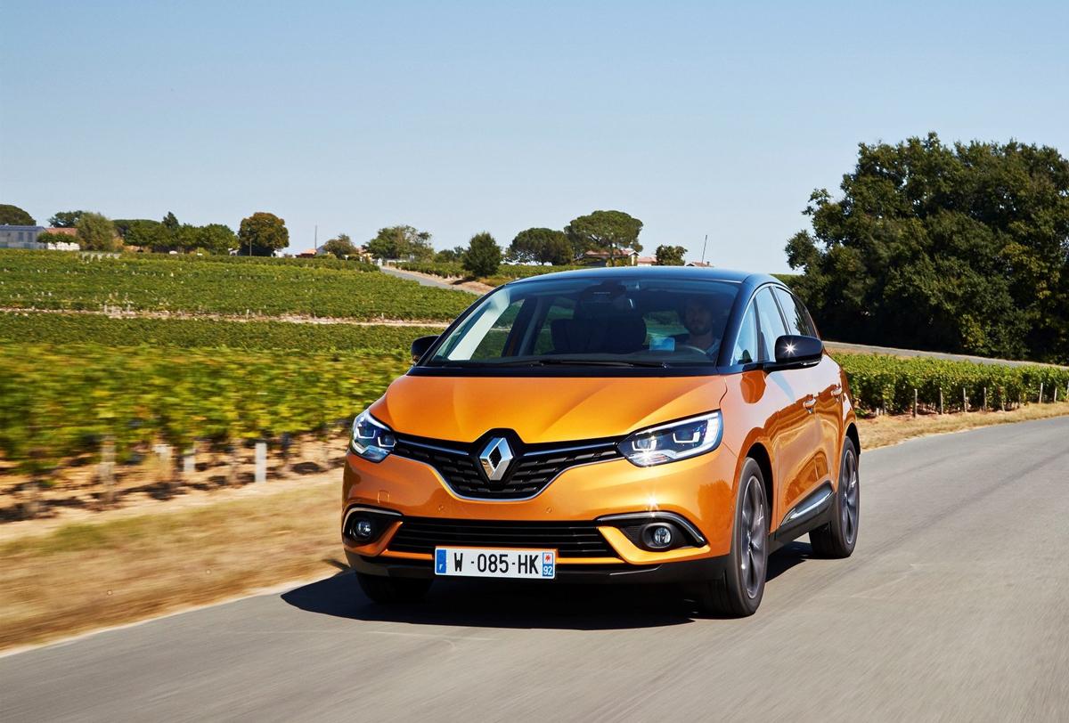 rijtest-renault-scenic-tce-140-2018