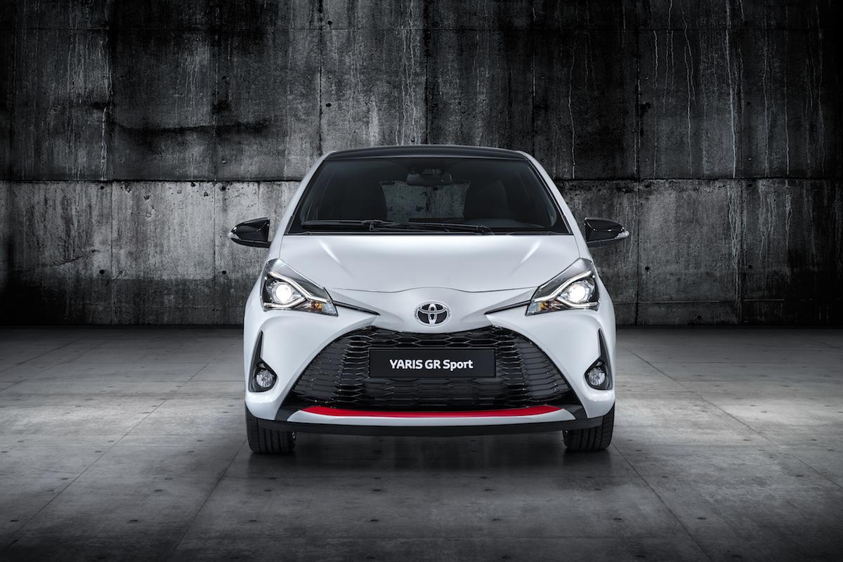 toyota-yaris-gr-sport-2018