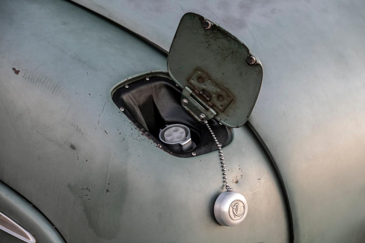 1949 icon mercury coupe ev 03