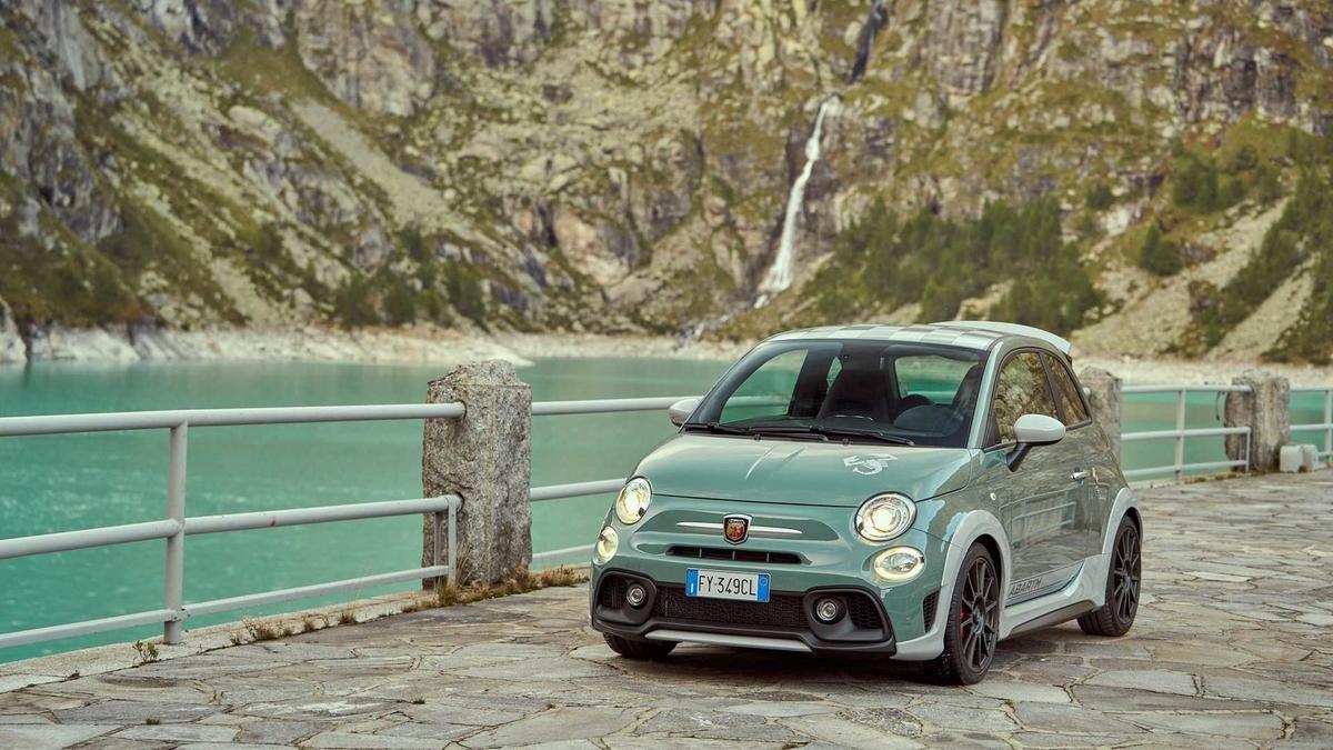 Abarth 695 70° Anniversario