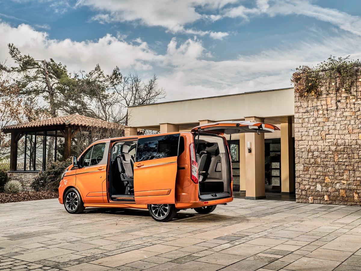 Rijtest: Ford Tourneo Custom Sport (2019) ford tourneo custom sport review