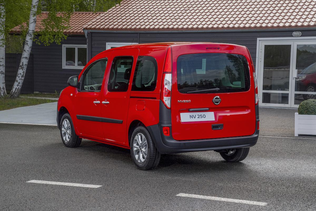 nissan nv250 2019