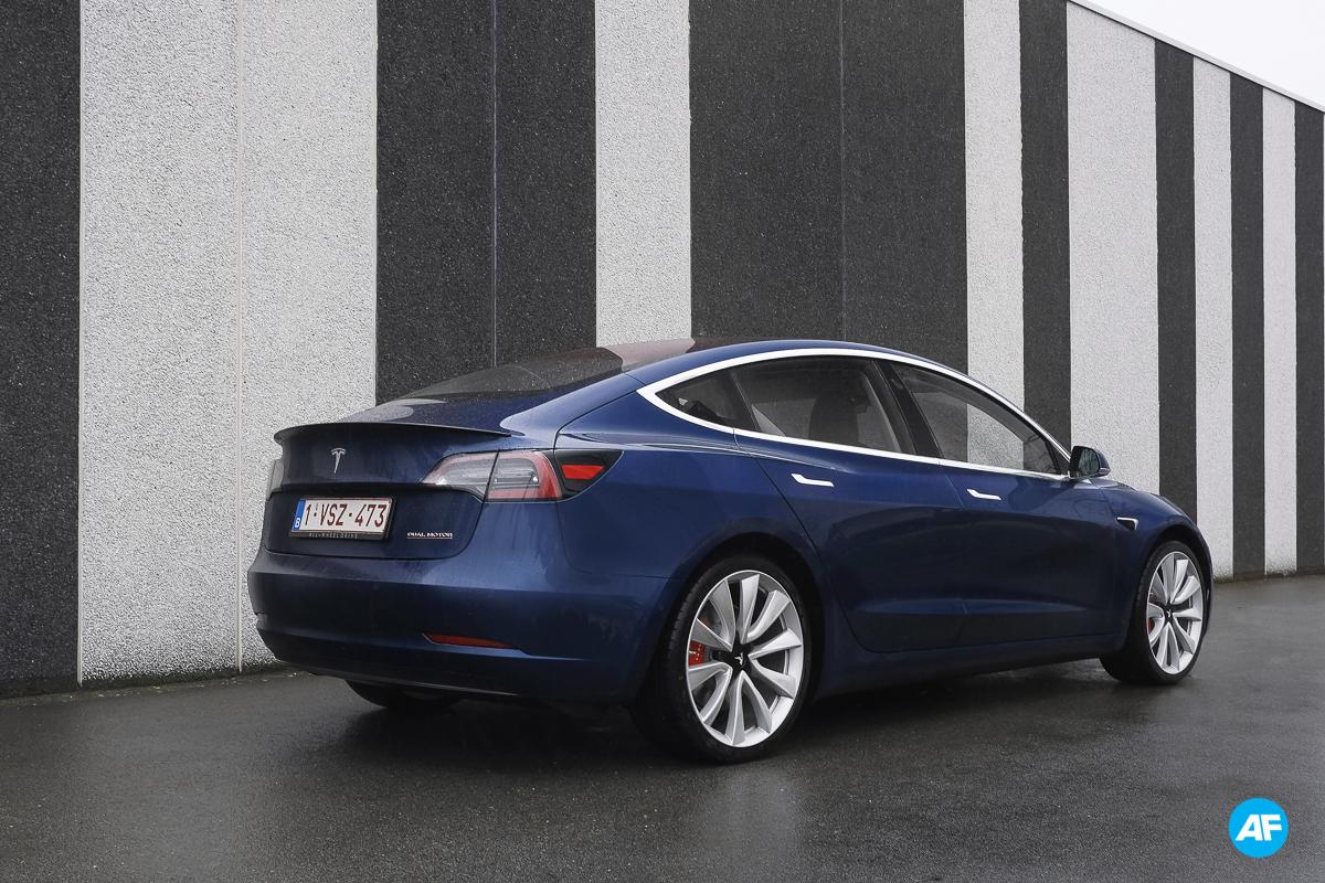 Tesla Model 3 Rijtest 2019