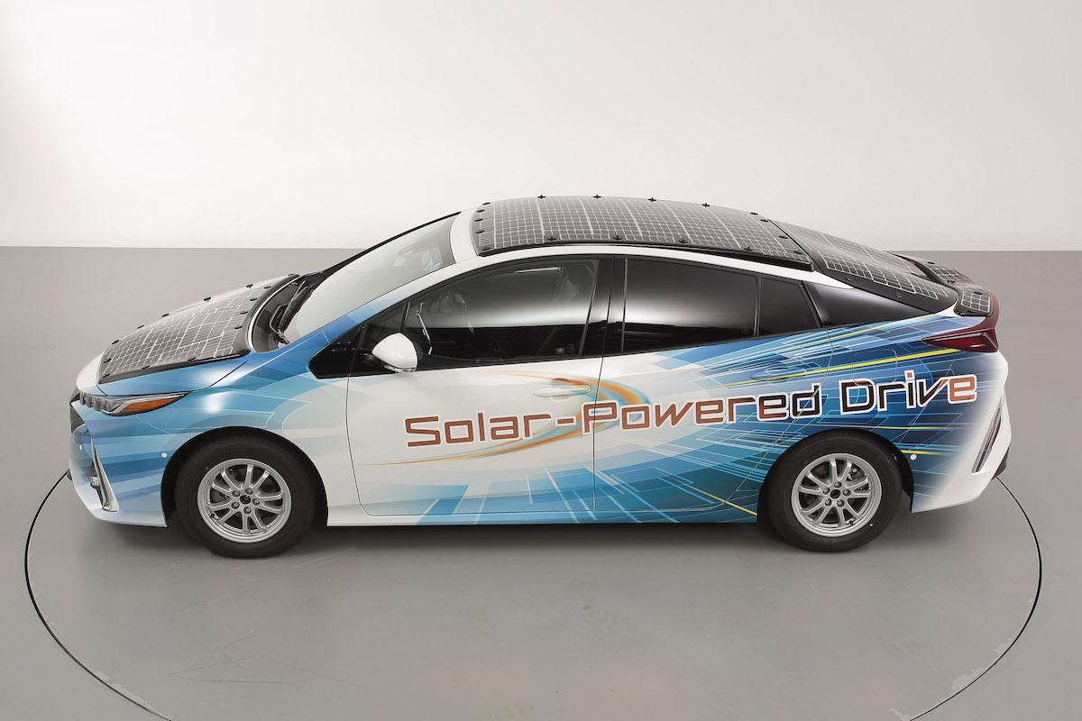 toyota prius phv solar concept 2019