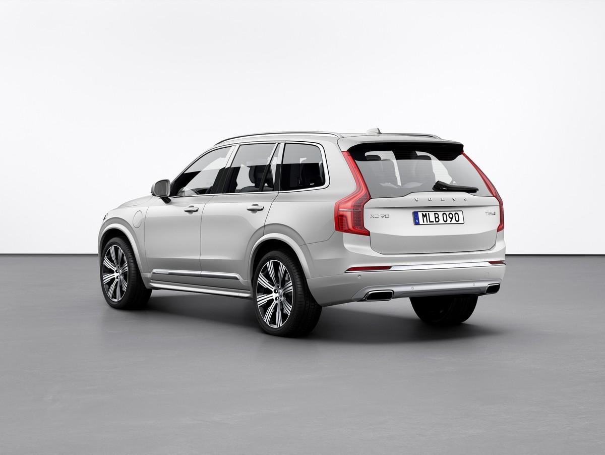 Volvo XC90 T8 2023