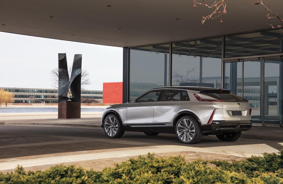 Cadillac Lyriq 