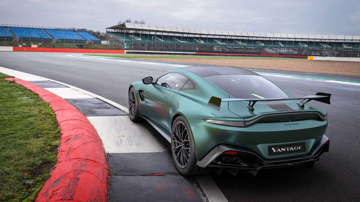Aston Martin F1 Safety Edition