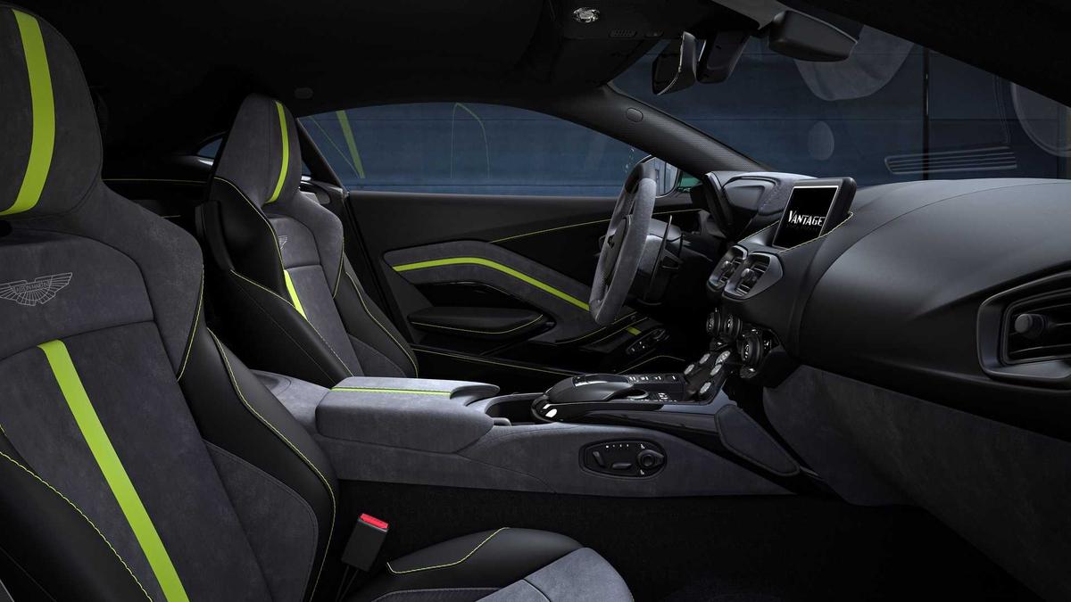 Aston Martin F1 Safety Edition