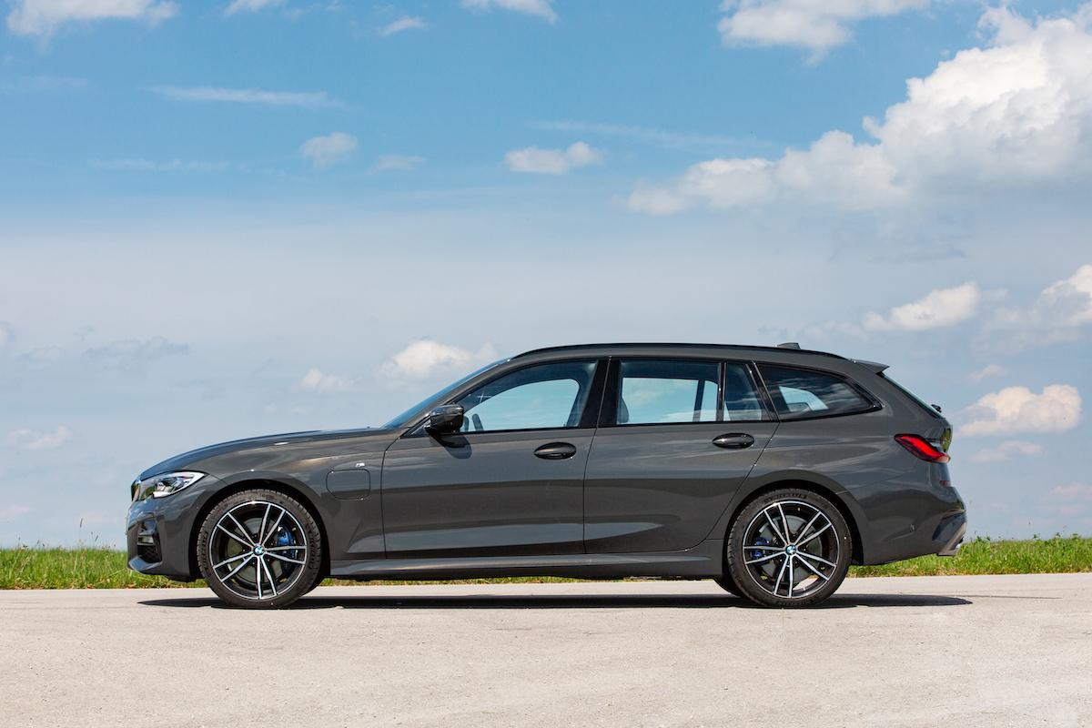 BMW 320e Touring test review 2021 3 Reeks