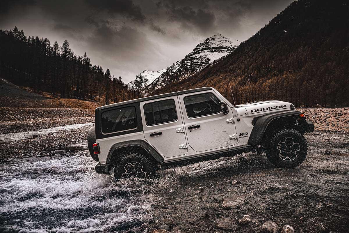 Review Jeep Wrangler Unlimited 4xe (2021)