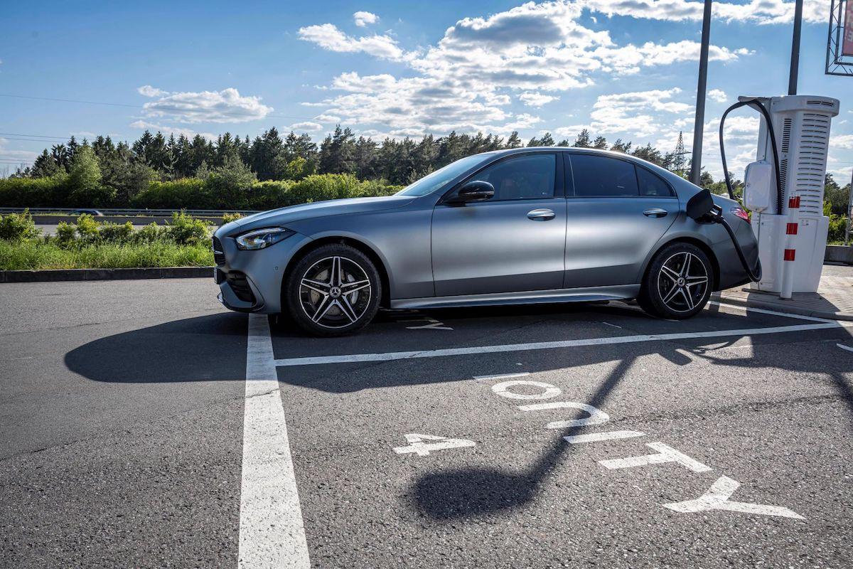 Mercedes C 300 e plug-in prijs 2021