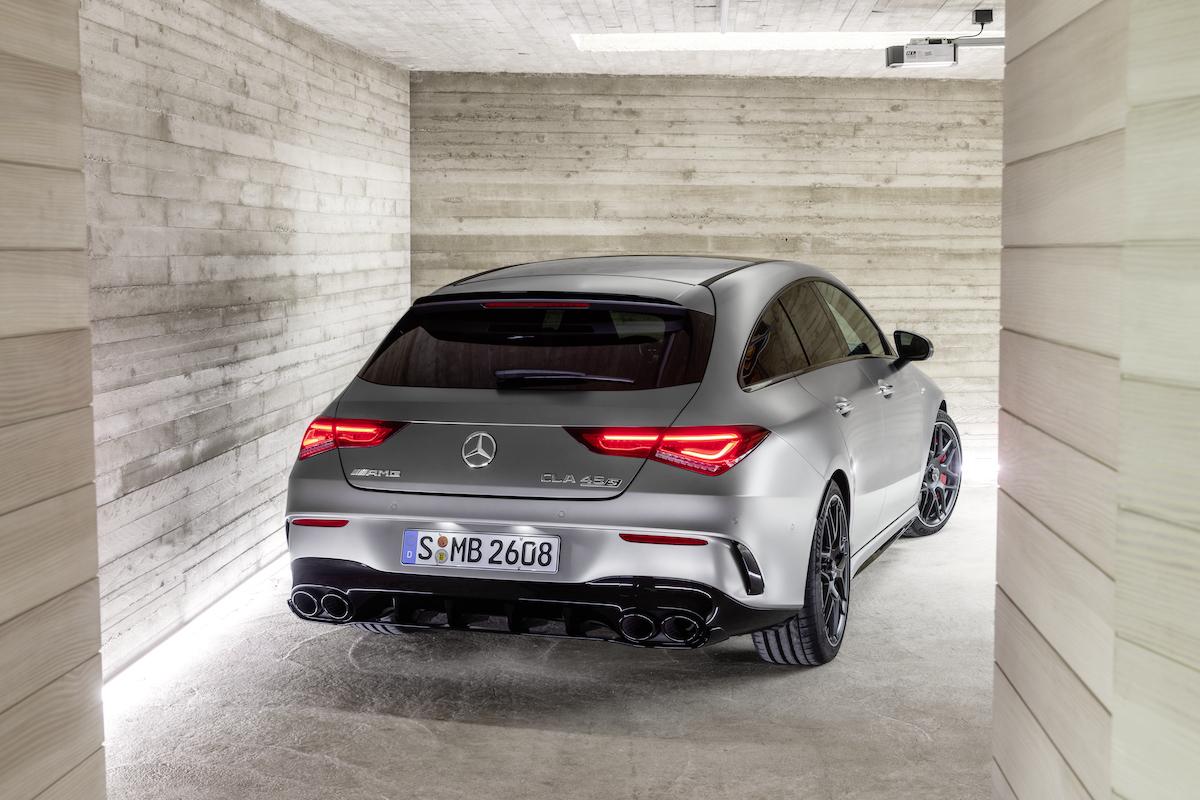 Mercedes AMG CLA 45 S Shooting Brake Rijtest Review 2021