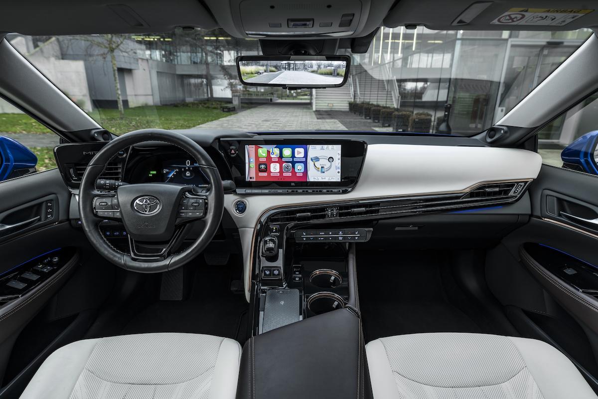 Toyota Mirai rijtest 2021