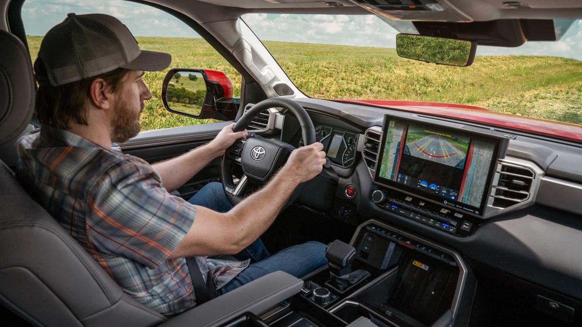Toyota Tundra i-Force Max