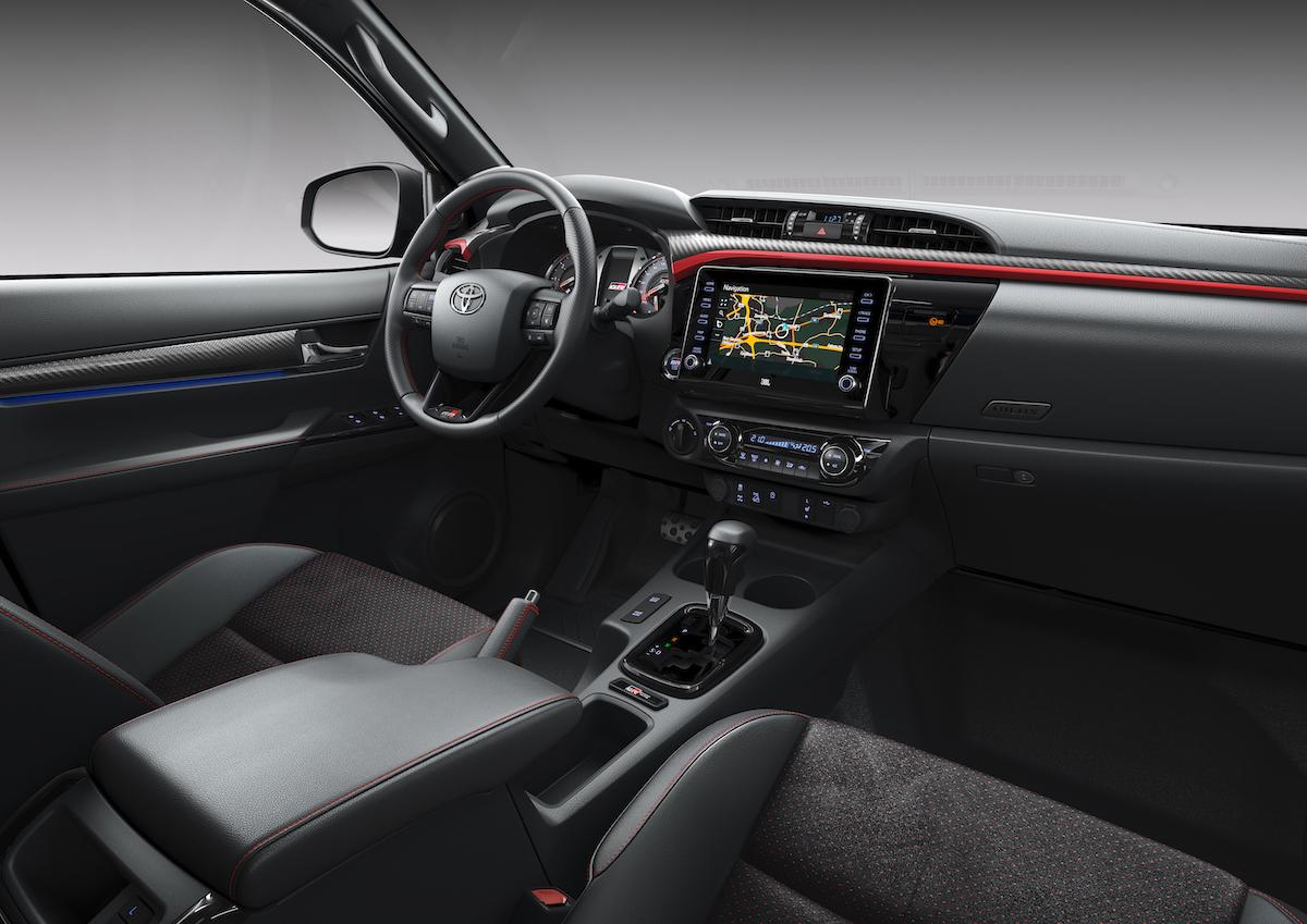 Toyota Hilux GR Sport 2022 interieur