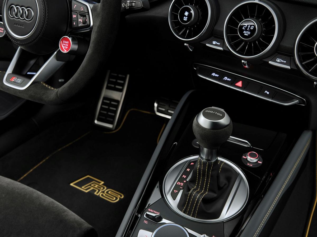 Audi TT RS Iconic Edition 2022