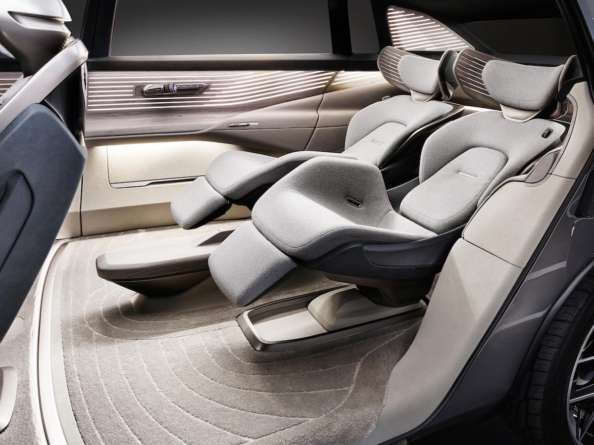 Audi UrbanSphere Concept 2022