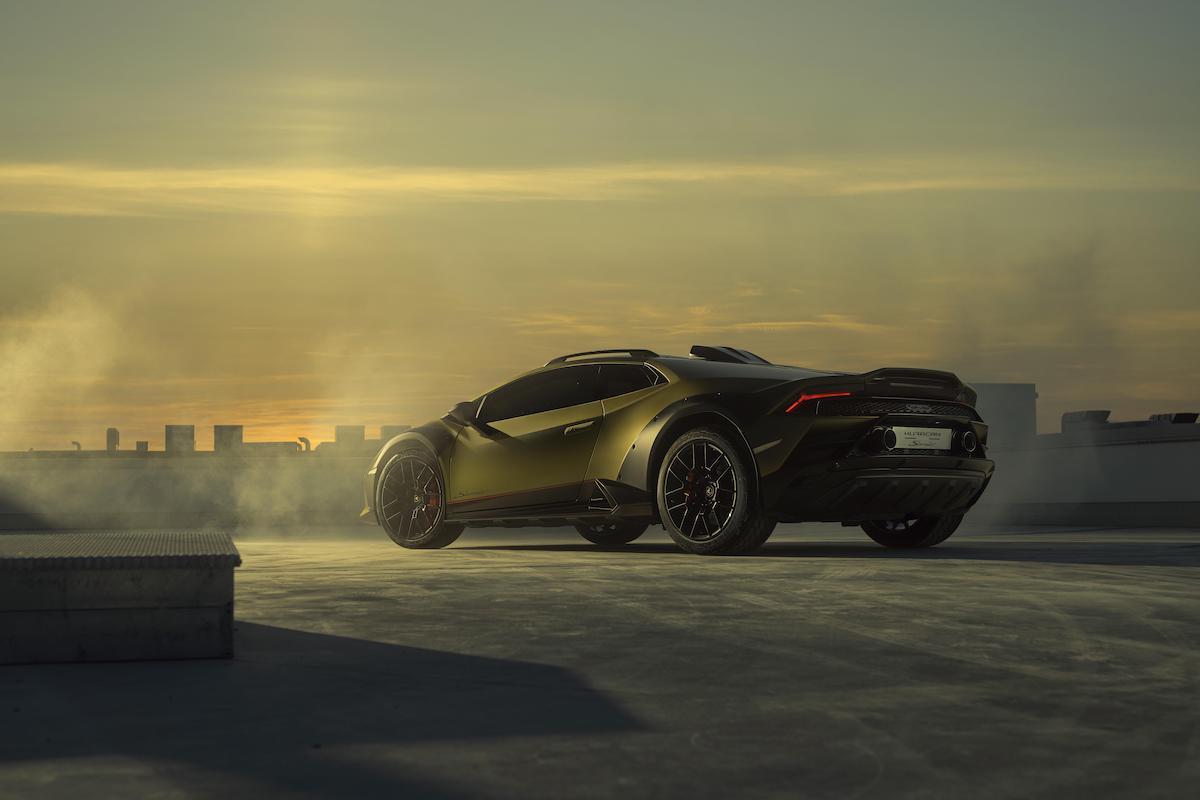 Lamborghini Huracan Sterrato Teaser 2022