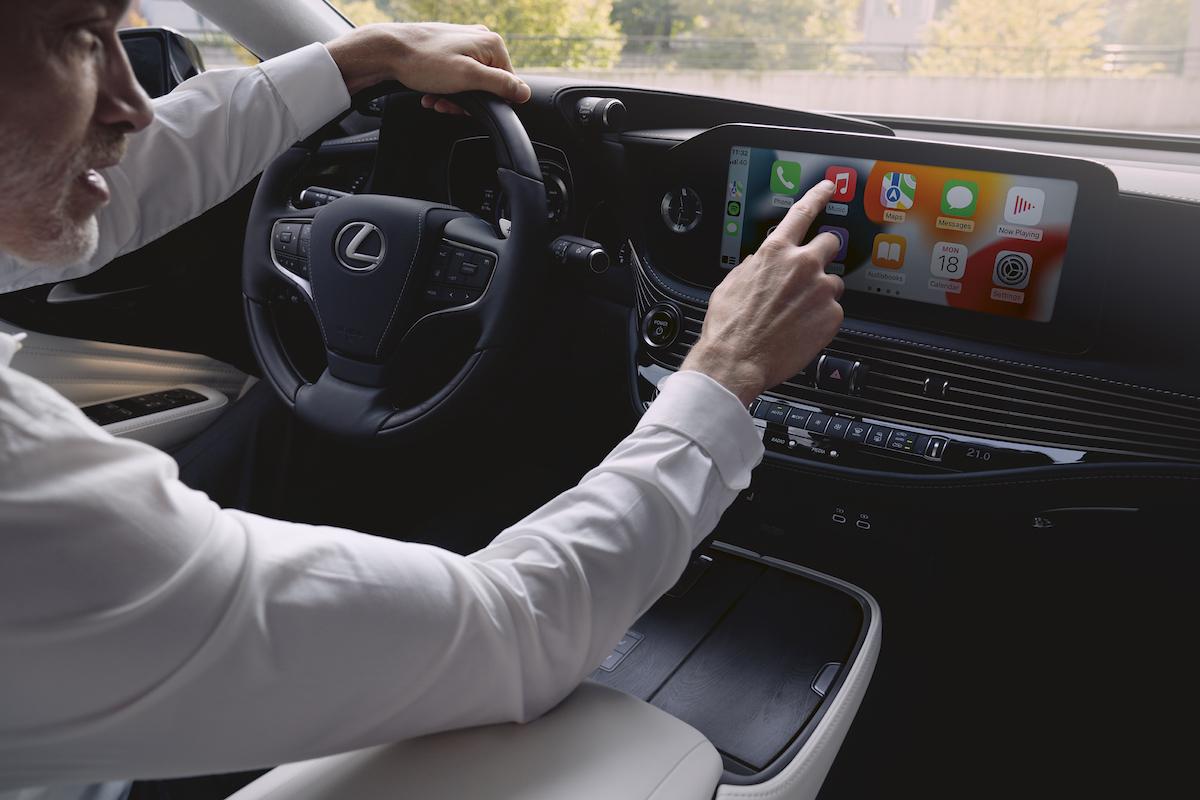 Lexus LS 500h update 2022