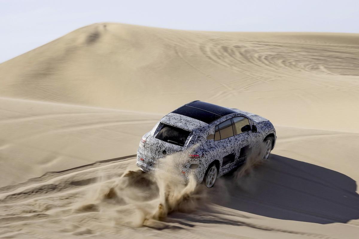 Mercedes EQS SUV Teaser 2022
