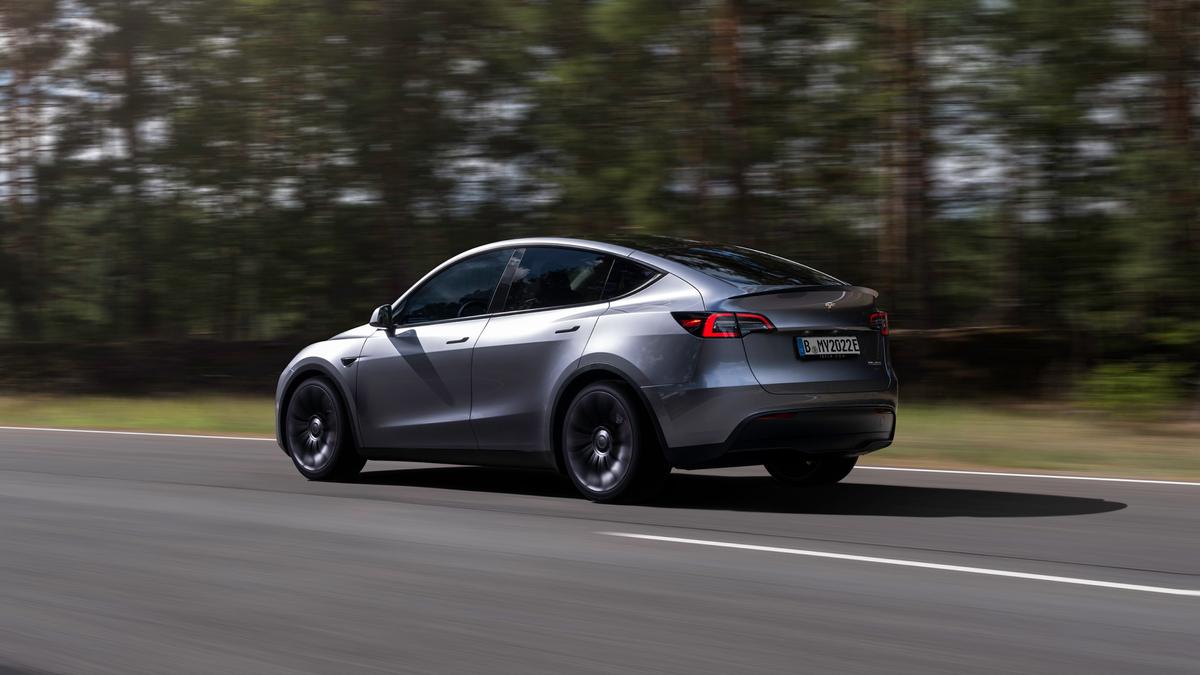 Tesla Model Y Quicksilver 2022