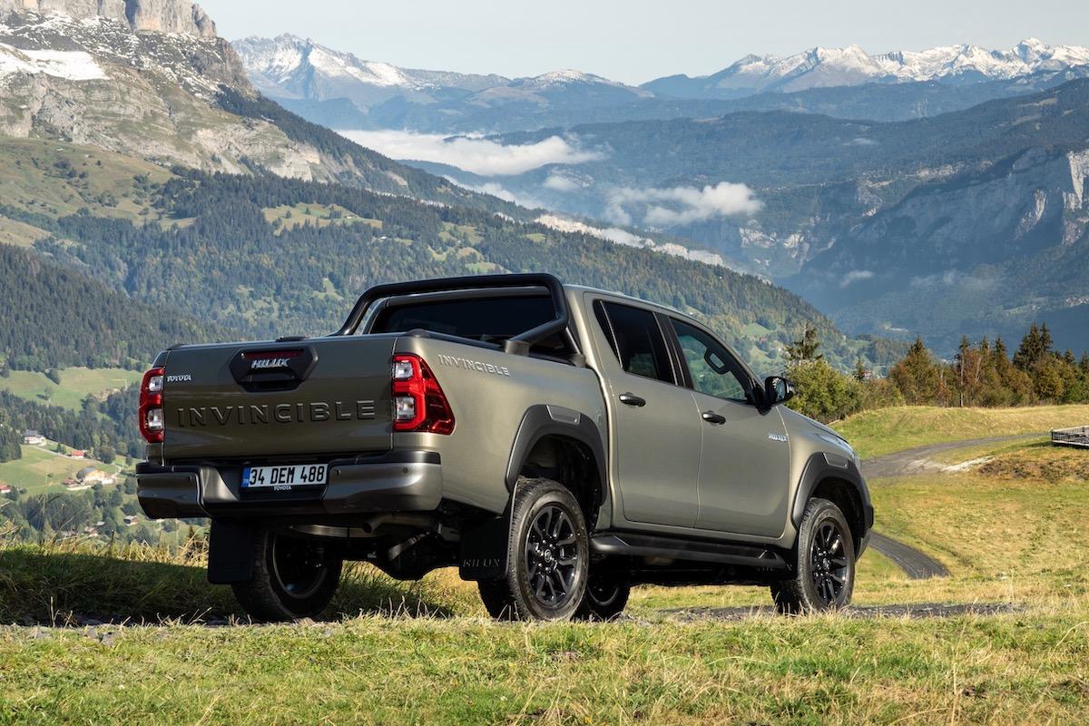 Rijtest Toyota Hilux 2022