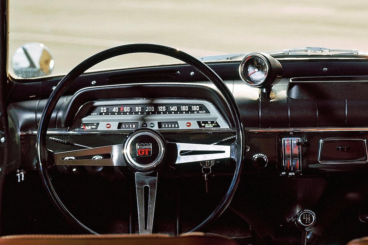 Volvo Amazon Dashboard