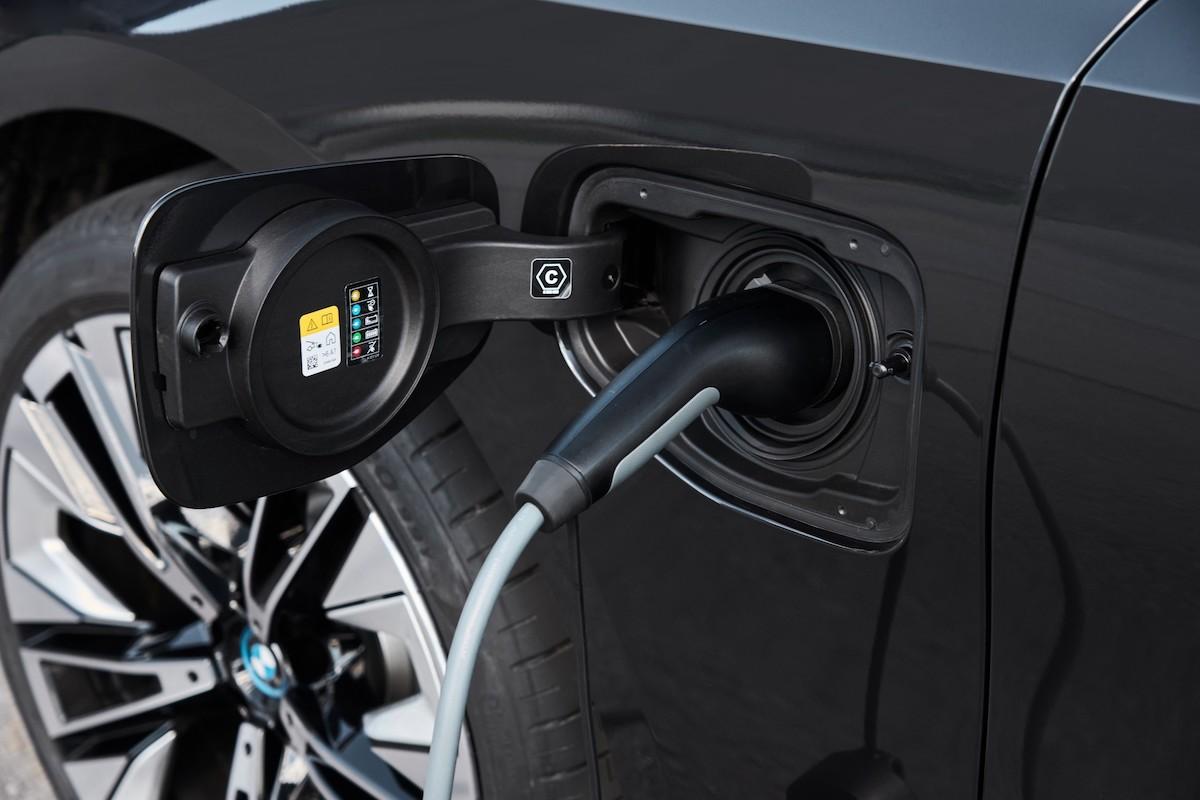 BMW 530e 2023