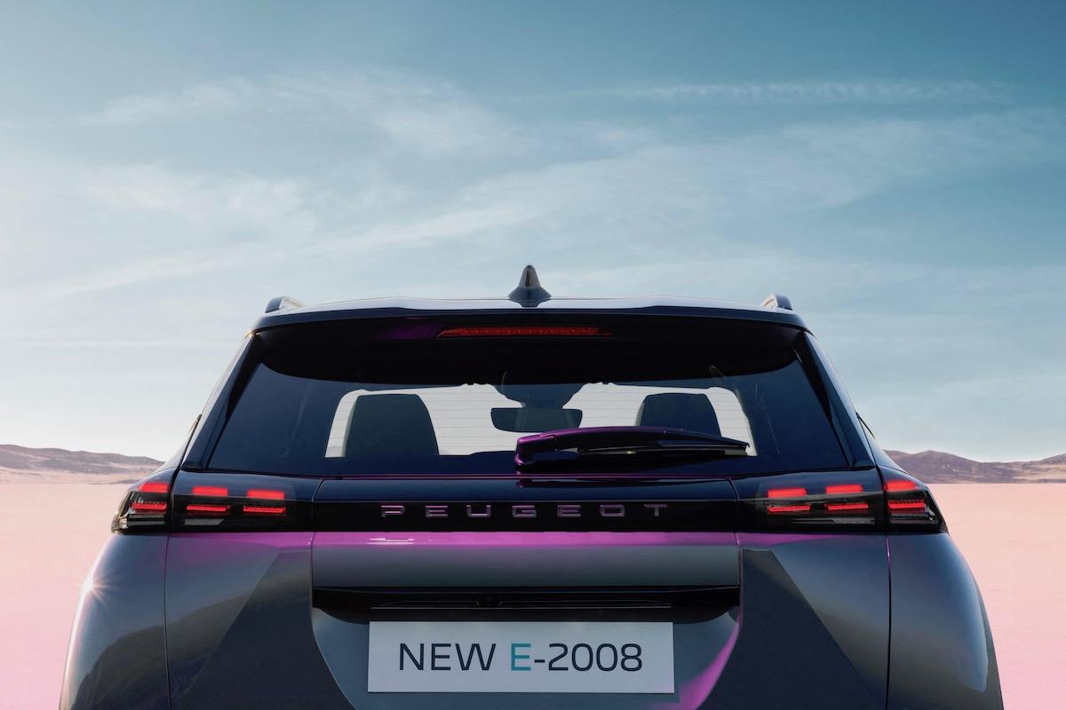 Peugeot 2008 facelift 2023