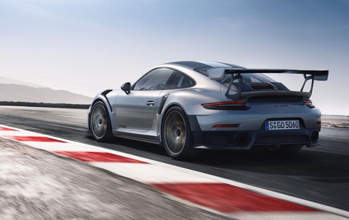 Porsche 911 GT2 RS 2023